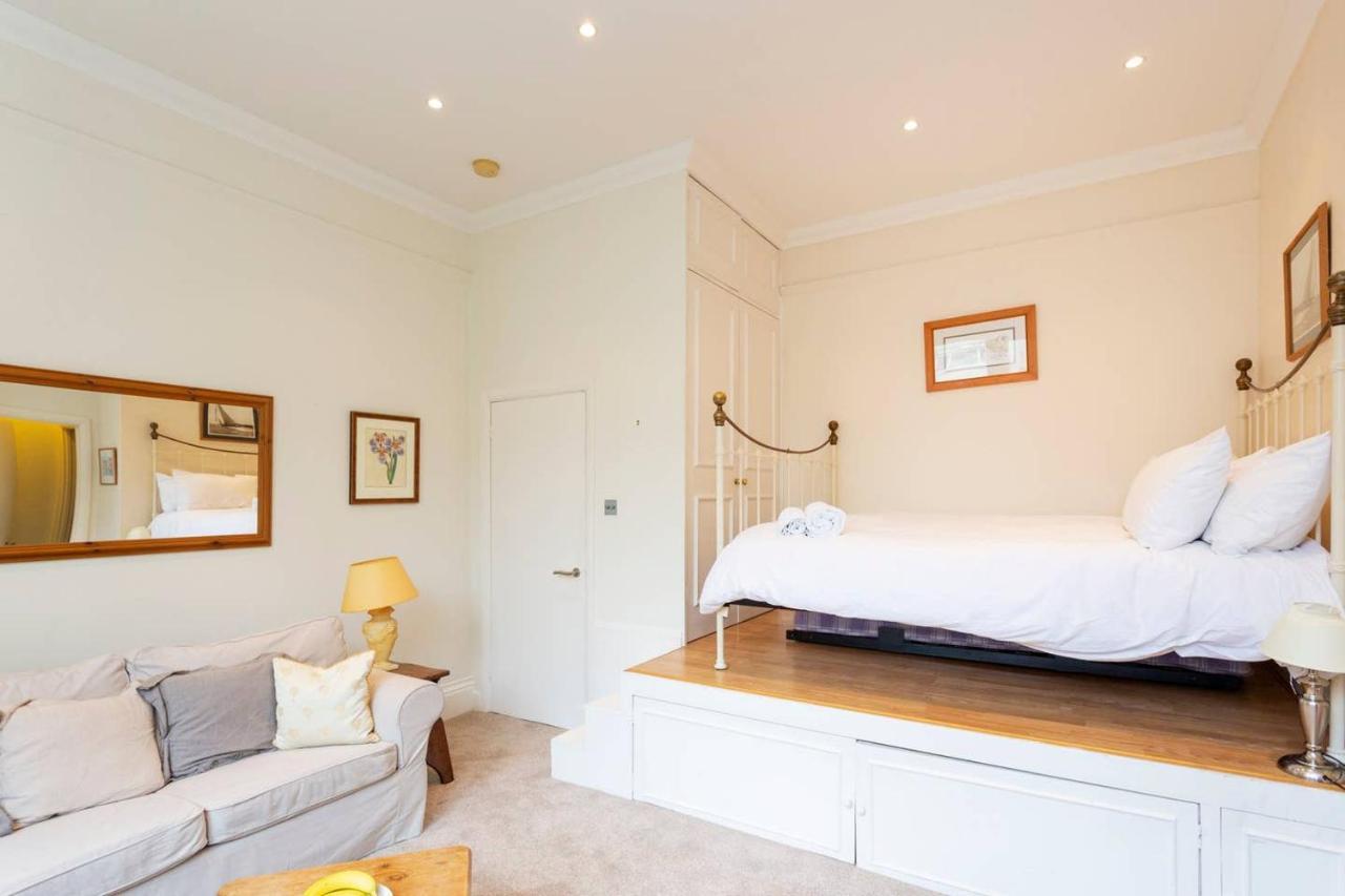ロンドンCharming Studio Near Clapham Commonアパートメント エクステリア 写真